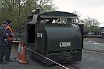 The National Railway Museum’s protected Simplex goes for a trundle around the yard at Minffordd.       (30/04/2005)
