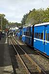 The B class and it’s train at Minffordd.       (02/05/2005)