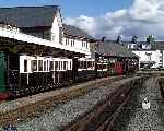 The two Victorian livery bogie carriages and the four wheelers   (28/09/2003)