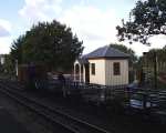 Minffordd platform shelter   (12/10/2002)