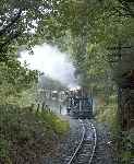 Following Moelwyn were the Simplex and ‘David Lloyd George’, re-enacting occasions where the Simplex assisted ‘Taliesin’ in the 1950s.   (25/09/2004)