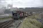 After the ordeal of the trip to Tan-y-Bwlch, the Simplex returns to Porthmadog in the company of ‘Prince’.   (26/09/2004)