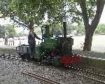 Kerr Stuart Wren class ‘Peter Pan’ runs along the loop at Pages Park   (07/09/2003)