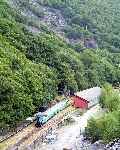 Thomas Bach leaves Gilfach Ddu heading for the lake shore (06/08/2003)