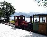 ‘Elidir’ sits in the sun at Cei Llydan waiting to depart for Llanberis   (06/08/2003)