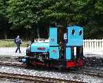 ‘Thomas Bach’ stands alone at the platform, Gilfach Ddu   (06/08/2003)