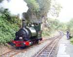 ‘Talyllyn’ runs round at Nant Gwernol, at the down end of the loop   (23/09/2001)