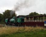 138 rolls past the camera, Tryfan Junction   (22/09/2001)