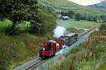 ‘Prince’ passes the site of the original Llyn Cwellyn terminus with the return journey.       (16/09/2005)
