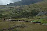 143 approaches Rhyd Ddu with it’s mixed train.       (17/09/2005)