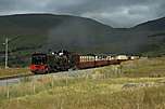 143 makes the final approach to Rhyd Ddu with the Phase 4 Launch mixed train.       (18/09/2005)