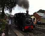 No 822 ‘The Earl’ runs onto its train at Llanfair Caereinion station   (29/07/2000)